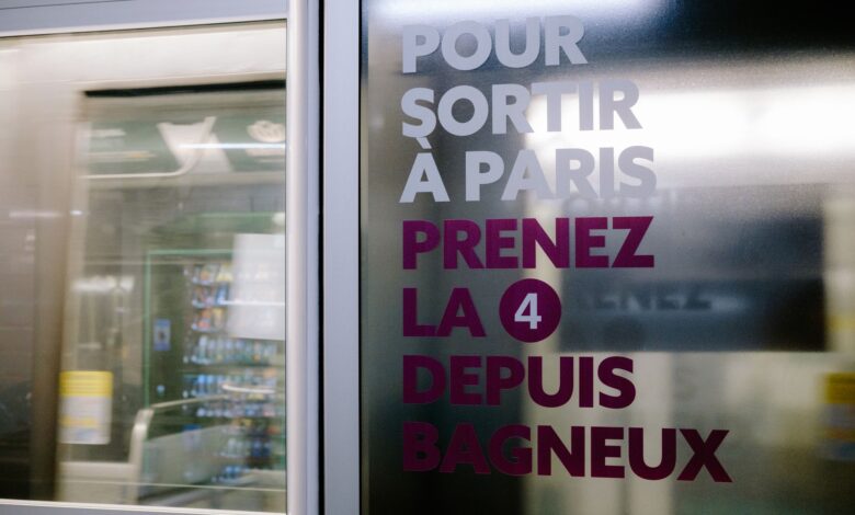 paris metro pass for tourists